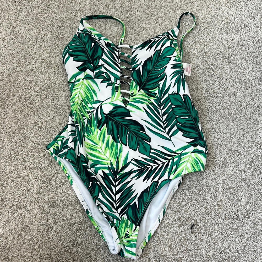 Tropical Green Leaf Print Swimsuit